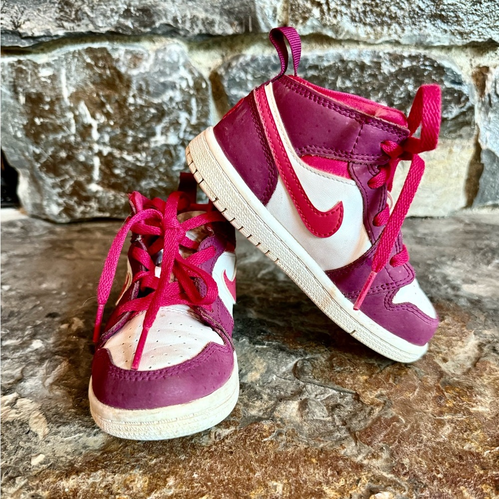 Nike air jordans